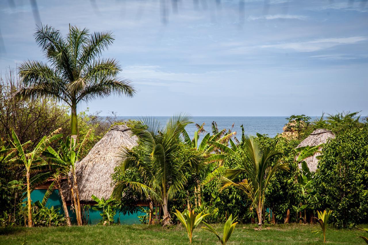Coco Loco Eco-Resort Gemastepe Exterior photo